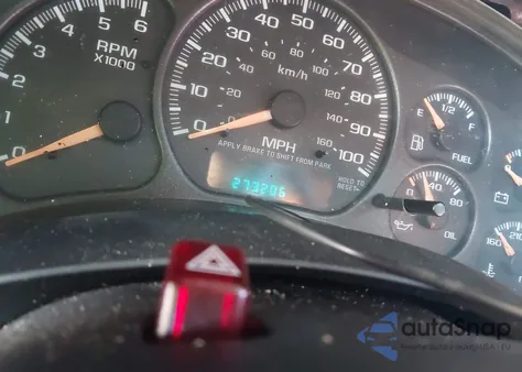 2002 GMC Yukon Xl Slt z USA, uszkodzony, nr VIN 1GKFK16Z82J281806